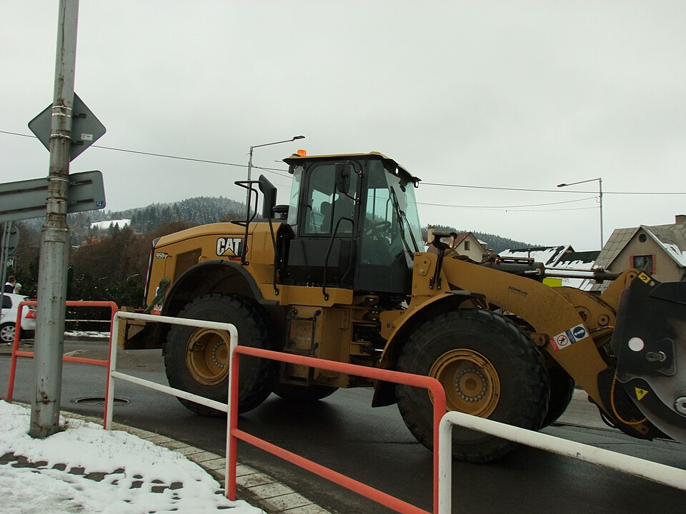 Caterpillar wheel loader with a front loading bucket